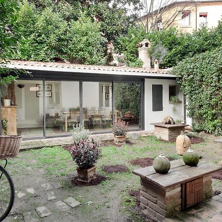 La Dimora Medievale Del Duca Ferrara Exterior foto